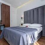 Antares Luxury Rooms 2