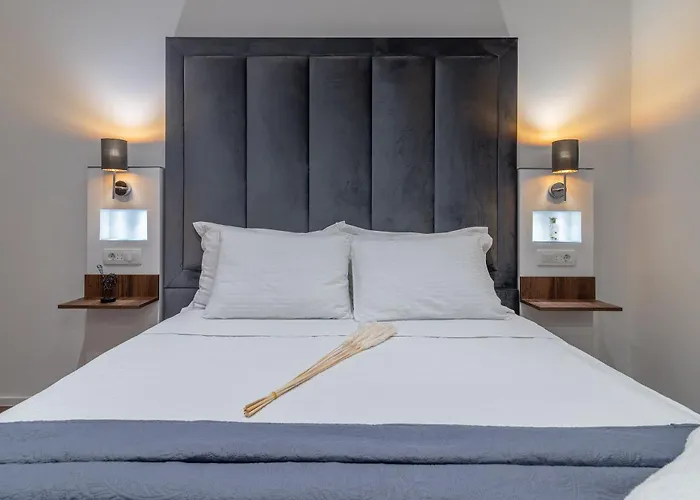 Antares Luxury Rooms 2
